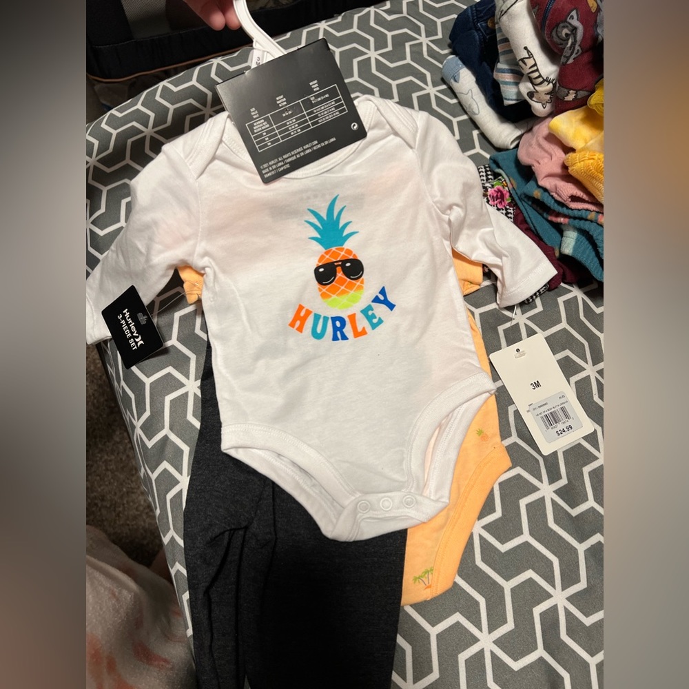 Hurley 3 piece NWT